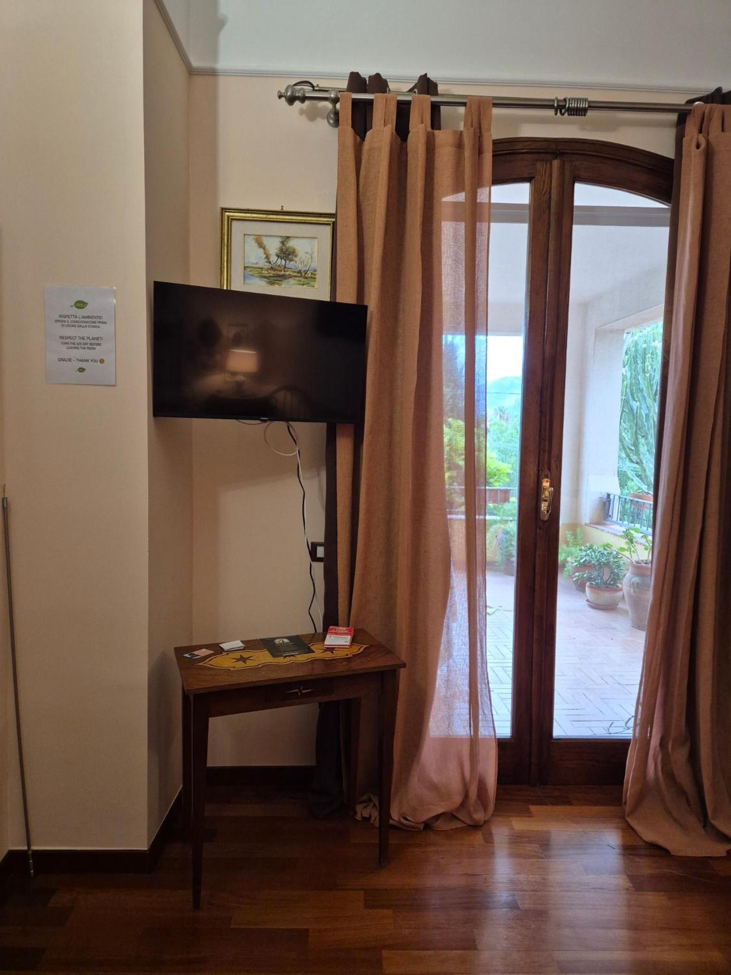 Amuni Da Vita E Pietro カリーニ エクステリア 写真
